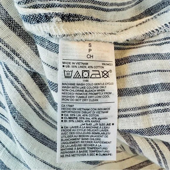 Old Navy | Linen-Cotton Striped Flutter Sleeve Top - Picture 10 of 12